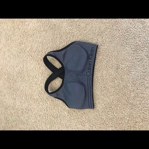 calvin klein sports bra size: small